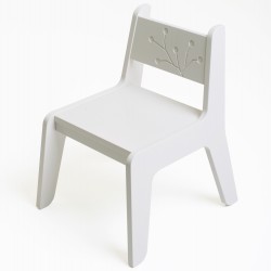 https://www.alfredetcompagnie.com/12331-home_default/milk-white-kids-chair.jpg