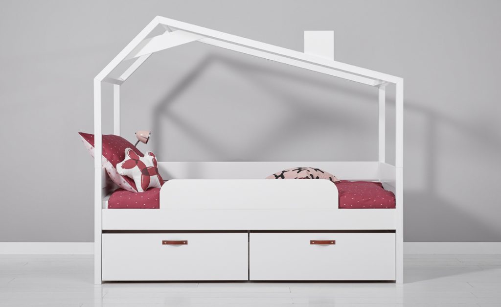 Lit cabane 90x200 avec tiroirs de rangement Léa & Augustin en coloris blanc