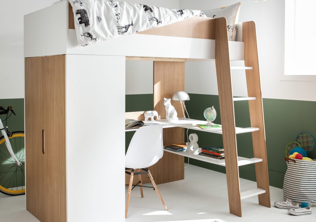 Lit mezzanine blanc/bois avec bureau et armoire intégrés